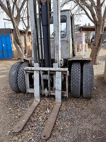 suse balon: Sənaye tipli böyük yükgötürən (forklift) satışa çıxarılır — 2