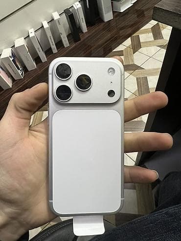 ayfonlar: IPhone 17 Pro, Gümüşü, Zəmanət, Simsiz şarj, Face ID — 2