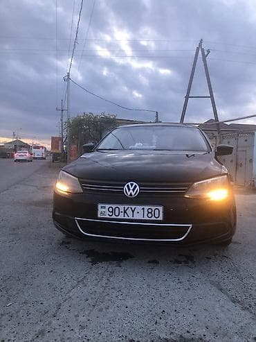 changan benni mini: Volkswagen Jetta: 2 l | 2012 il Sedan — 1