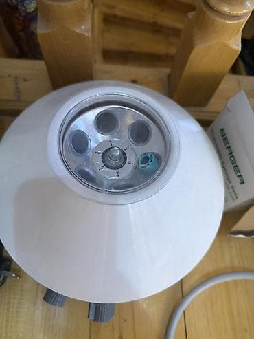 tib: Laboratoriya sentrifuqası – Model 800D - Tip: Masaüstü elektrikli — 2