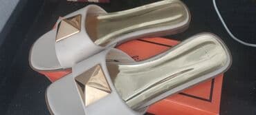 Ölçü: 38, rəng - Bej, İşlənmiş