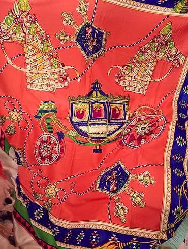 Yaylıq. Baş örtüyü. Kasınka. Təzədir.

Косынка. Платок. Новая