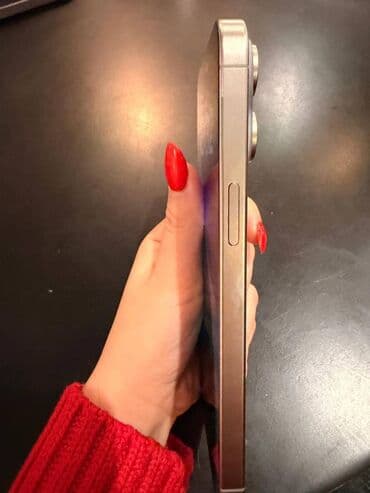 400 manatliq telefonlar: IPhone 15 Pro Max, Desert Titanium — 6