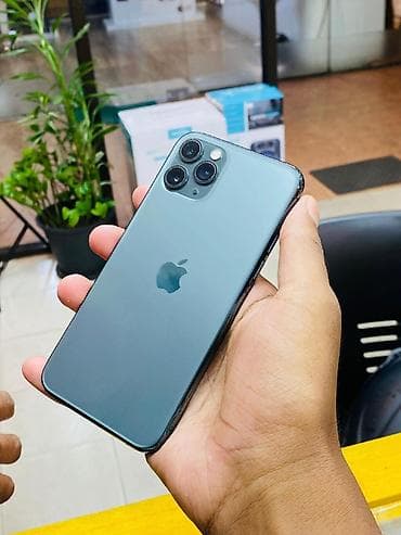 IPhone 11 Pro, Matte Midnight Green