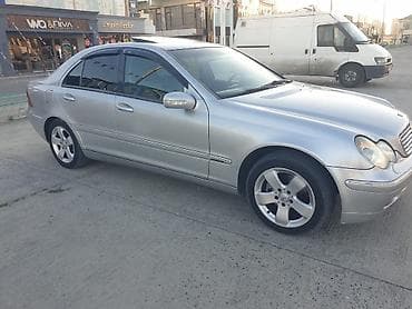 masin bazari az: Mercedes-Benz C-Class sedan - Korpus: sedan, gümüşü rəng - Kuzov — 4