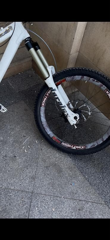 velosiped kameri: Freeride/daunhill tərzində tam asqılı dağ velosipedi - Çərçivə — 7