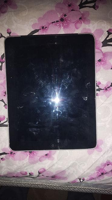mini ipad: Apple iPad (1-ci nəsil) – 64 GB Xüsusiyyətlər: - Yaddaş: 64 GB — 2