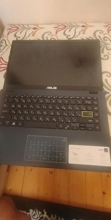 rog phone 7: ASUS noutbuk - Marka/model: ASUS (şəkildəki seriya – VivoBook xəttinə — 1