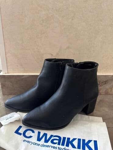 botlar: Lc Waikiki, Ölçü: 39, rəng - Qara, Yeni — 1