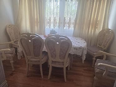 Klassik üslubda mebel dəsti Tərkibi: - 1 ədəd iki nəfərlik divan –