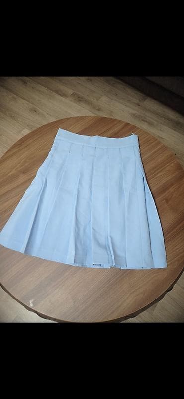 Uşaq ayaqqabıları: Ətəklər hər biri 10 manat — 2