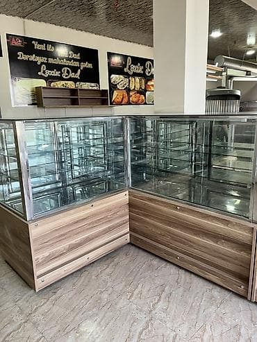 Biznes üçün avadanlıq: Soyuducu vitrin + kassa şkafı Çox az istifadə edilib. Yeni kimidir — 3