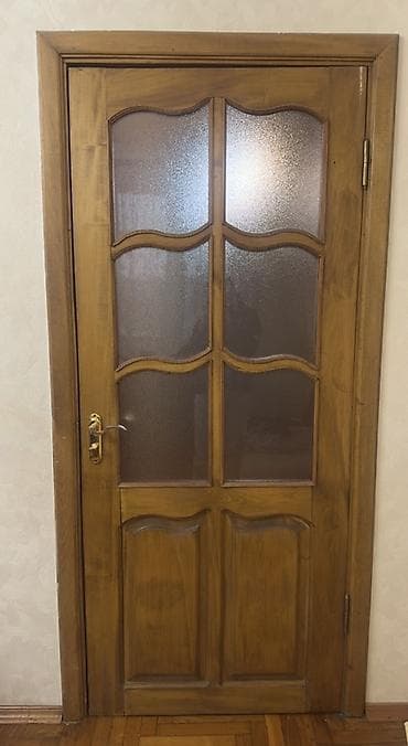 taxta qapi sekilleri: Taxta interyer qapısı – şüşəli, klassik dizayn - Material: təbii ağac — 1