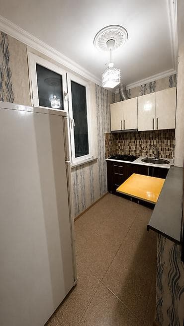 Bakı, 2-ci mikrorayon, 2 otaqlı, Köhnə tikili, m. Memar Əcəmi, 45 kv. m — 4