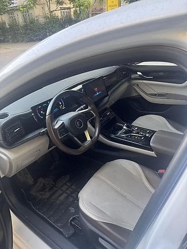 maşın satı: BYD Qin Plus: 1.5 l | 2025 il 130000 km Sedan — 5