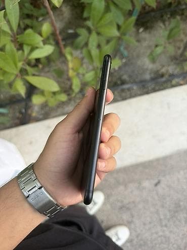 iphone 7 ekrani: IPhone 7, 32 GB, Qara, Barmaq izi — 6