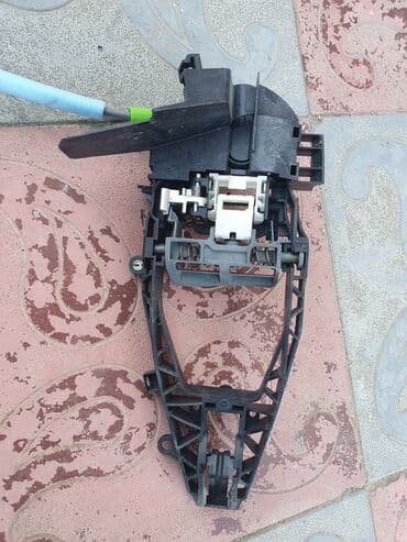 varta аккумулятор: Bmw x6 modelin sol teref dal qabag qapinin zamoklari wuwe qaldiran — 3