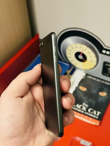 Maqnitofonlar: Apple iPod touch 7 generation 32 GB, Space Gray (en son modeldir) — 7