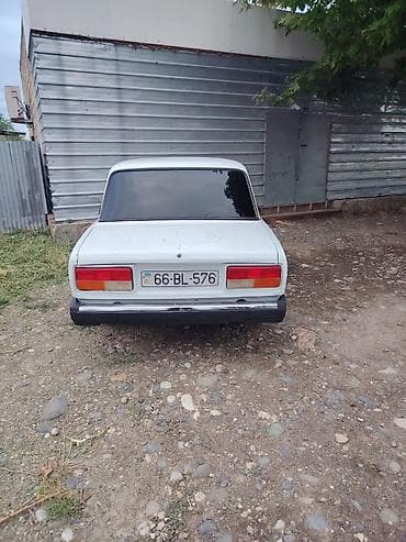 VAZ (LADA) 2107: 1.6 l | 2005 il 40850 km Sedan — 4