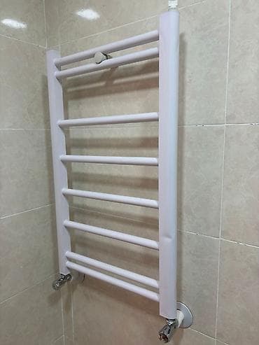 saatlar divar: Duş kabinəsi və santexnika dəsti - Ölçü: təqribən 90x90 sm kvadrat — 5