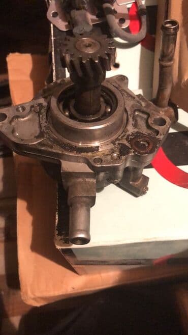 Avtomobil üçün yağ nasosu - Mexaniki dişli ötürücülü yağ nasosu -