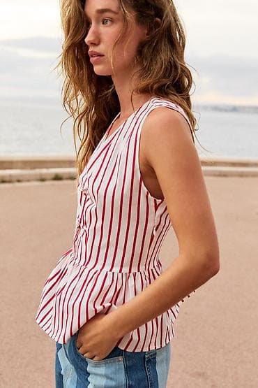 kofta m: Zara təzə etiketli kofta 
M razmer 




#zara — 7