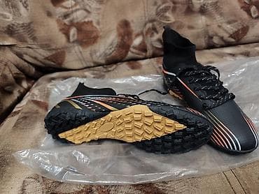 Digər idman və istirahət malları: Keyfiyyətli, topuq qoruyuculu (manjetli) futbol ayaqqabısı satılır — 2
