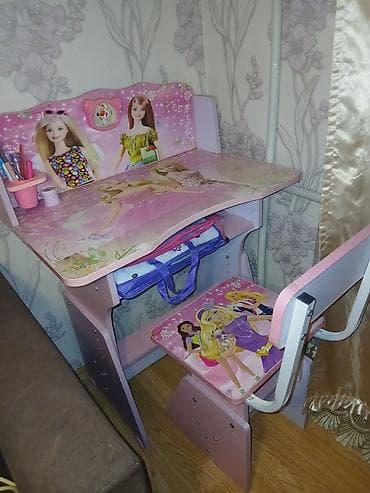 stol dəst: Uşaq üçün yazı‑oxu dəsti – masa və stul - Dizayn: Barbie temalı — 2