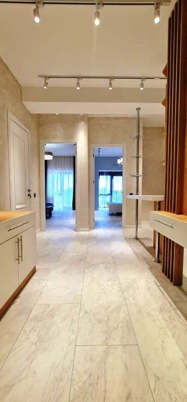 ucbucaq evlər: 2 otaqlı, Yeni tikili, 70 kv. m — 3