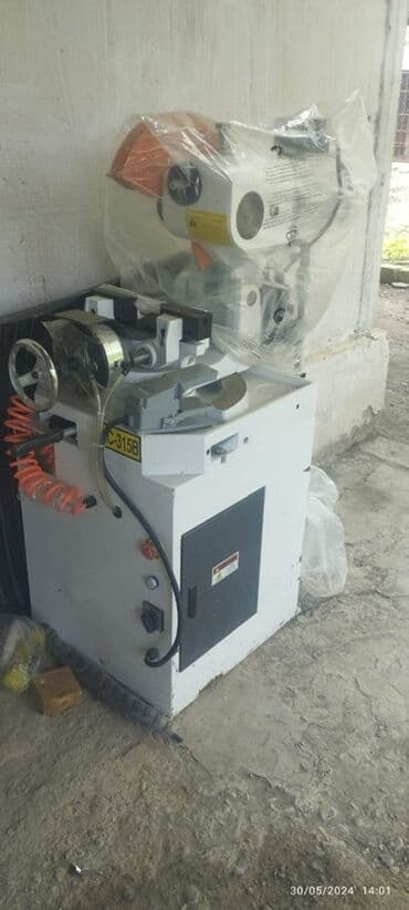 Metall üçün diskli kəsmə dəzgahı – model etiketində “C315B”