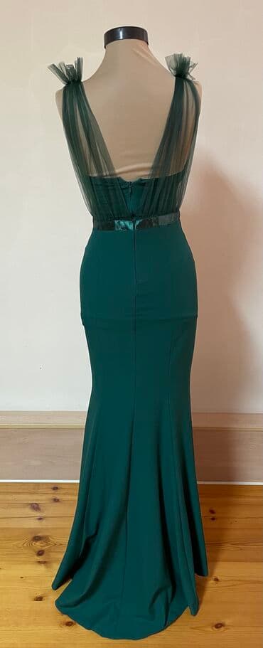 коктейльные платья в баку: 180 AZN-ə alınıb, 3 dəfə geyinilib. Əla vəziyyətdədir — 2