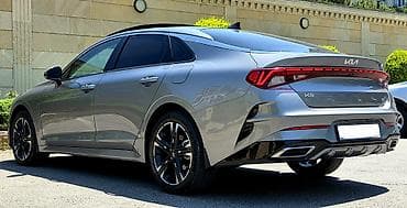 hunday disk teker: Kia K5: 2 l | 2022 il Sedan — 8