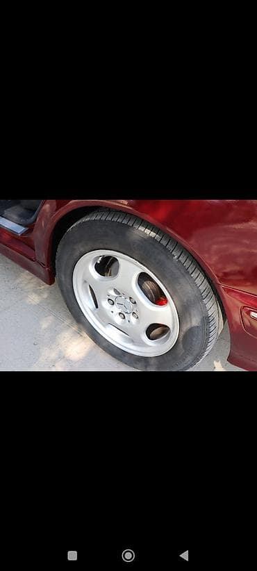24 maşın: Mercedes-Benz E-Class: 0.2 l | 2000 il Sedan — 6