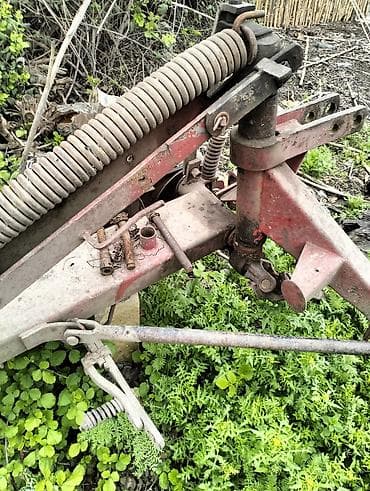 İki barabanlı traktor otbiçən (diskli çinovka) - Traktorun 3 nöqtəli