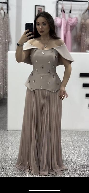 Kiraye - Rəng: taupe/şabalıdı-boz tonlarında - Üst hissə: açıq çiyin — 1