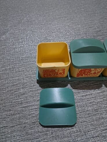 set qabları: Mətbəx üçün 5 ədəd ədviyyat qabı dəsti - Material: plastik - Rəng — 3