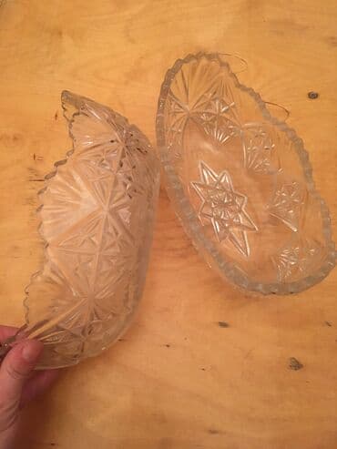 belçika şokoladı qiyməti: Ümumi 8 ədəd müxtəlif məyvə qabları. Hərəsinin qiymeti 40. Ayrı ayrı — 2