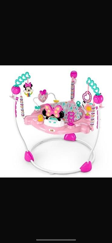 qiz resmi: Uşaq üçün jumper (hoppanan oturacaq) satılır. Uşaq oturub ayaqları ilə — 1