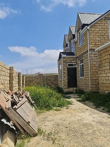 sumqayitda daxili kreditle evler: Ev təcili satılır. Sulutəpə Çiçək qəsəbəsi. 120 kvadretdı. 60 kv — 7