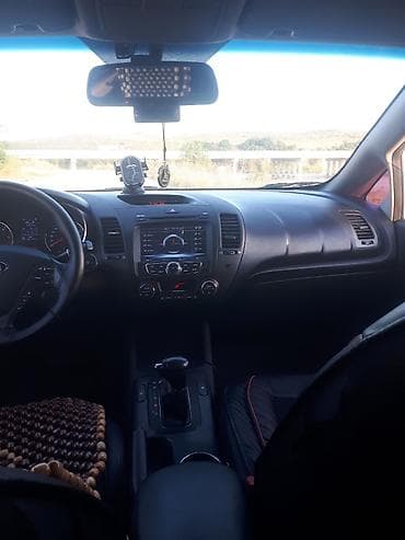 07 sekli: Kia K3: 1.6 l | 2015 il Sedan — 3