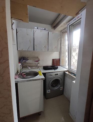 ev alqi satqi bakida: 1 otaqlı mənzil – mebellə və texnika ilə Xüsusiyyətlər: - Geniş və — 4