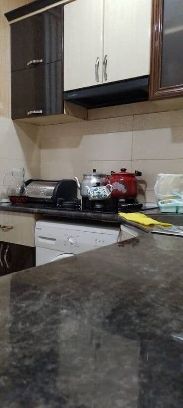 xacmazda satilan evler: Bakı, Hövsan qəs., 3 otaqlı, Köhnə tikili, m. Həzi Aslanov, 54 kv. m — 3