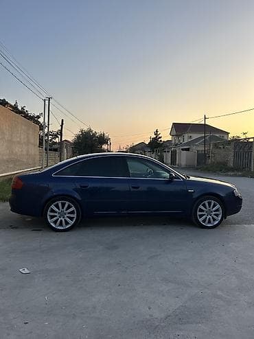 Audi A6: 2.4 l | 2000 il Sedan