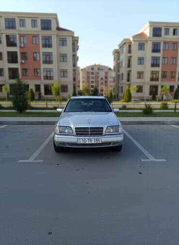 mersedes c200: Mercedes-Benz 230: 2.3 l | 1997 il Sedan — 1
