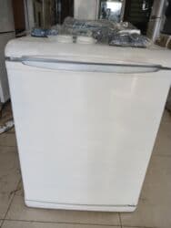 xaladenlik: Б/у 1 дверь Indesit Холодильник Продажа, цвет - Белый, С колесиками — 1