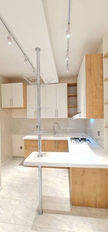 nerimanovda obyekt satilir: 2 otaqlı, Yeni tikili, 70 kv. m — 3