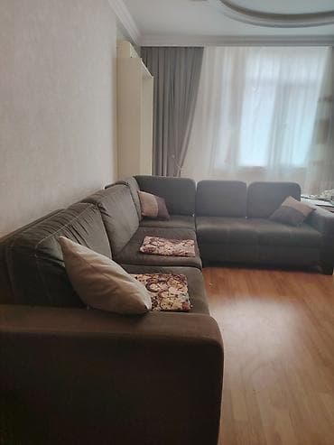 Divan və masa dəstləri: İşlənmiş, Künc divan, Qonaq otağı üçün, Açılmayan — 5