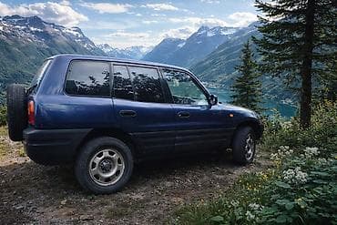 07 baqaj: Toyota RAV4 – 1-ci nəsil, qısa kuzovlu kompakt SUV - Kuzov: 5 qapılı — 5