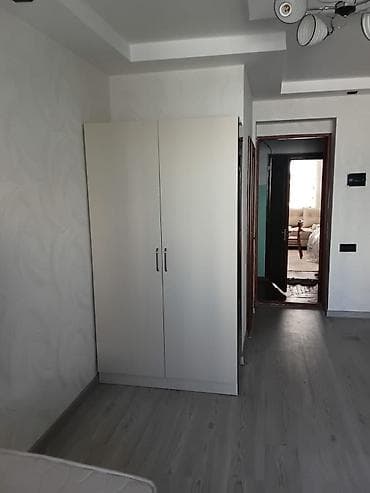 baki ev satisi: Yasamal Musabeyov parkinin Yaxinliginda 5/5 mertebesi 1 otag temirli — 6