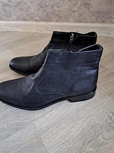 lova batinka: Botinka tezedir 35 manat olcusu 42 — 3